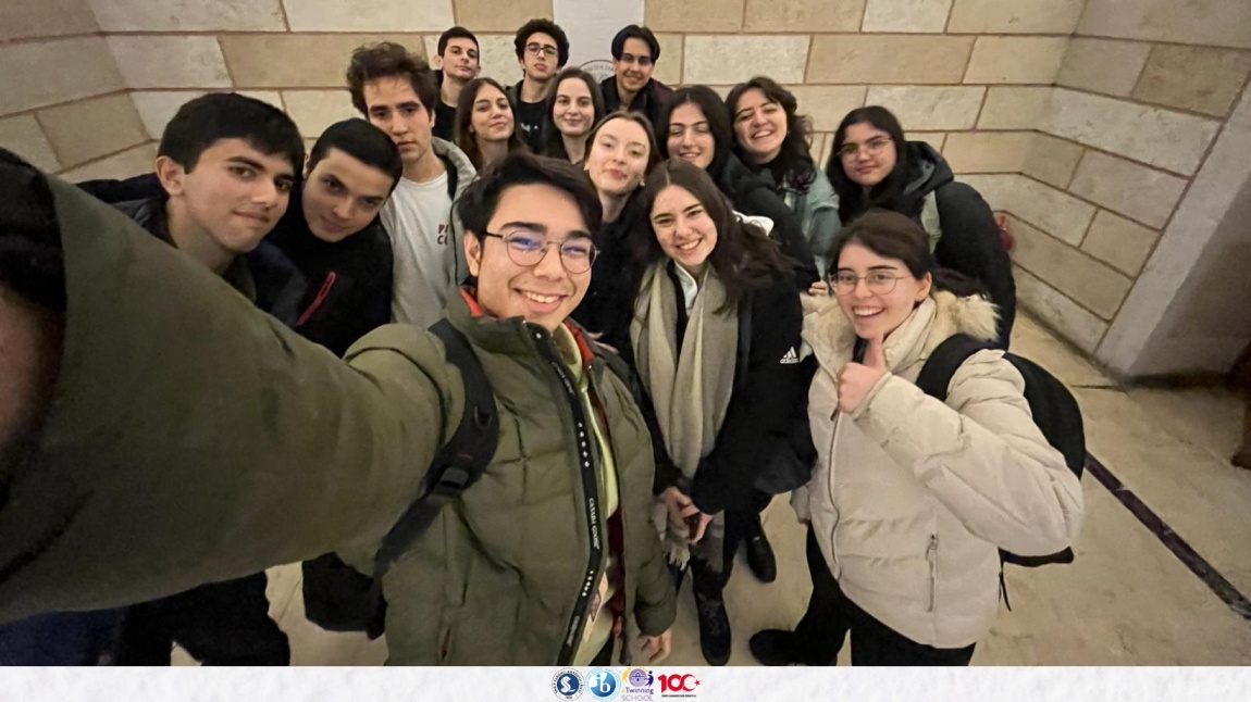 11'inci Sınıf Öğrencilerimiz İstanbul Üniversitesi 