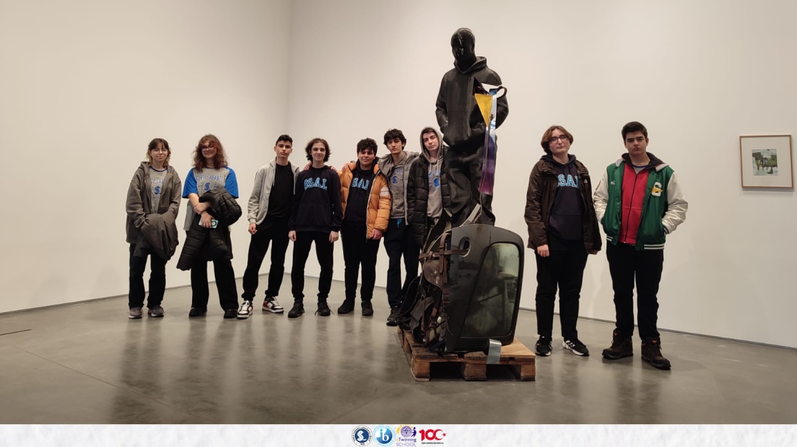 Sakıp Sabancı Anadolu Lisesi Felsefe Kulübü Olarak İstanbul Modern Sanat Müzesi'ne Gittik